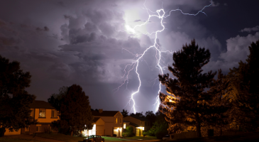 Se protéger de l'orage : comment être à l'abri chez soi ?