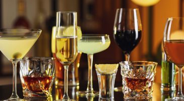 Covid-19 : cette boisson alcoolisée réduirait les risques d'infection, selon une étude