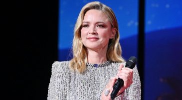 Virginie Efira, 45 ans : en robe fendue à Cannes, l'actrice belge fait monter la température