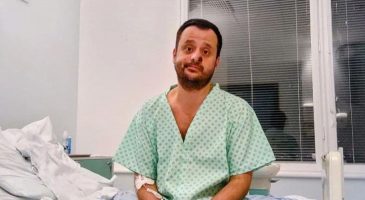 Touché par la Variole du singe, ce malade partage les photos de son quotidien à l'hôpital