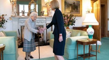 Elizabeth II brise une tradition vieille de plus de 70 ans après la nomination de Liz Truss