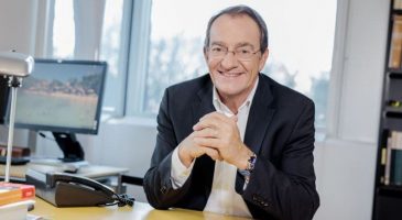 Jean-Pierre Pernaut : Nathalie Marquay invoque un lien "pas anodin" entre sa mort et le vaccin contre le Covid