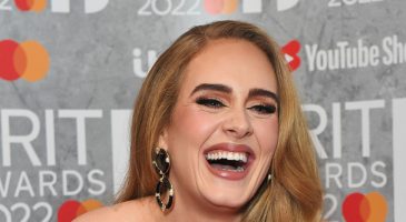 Adèle amincie : cette robe étincelante qu’elle a choisi pour briller lors de son concert à Las Vegas